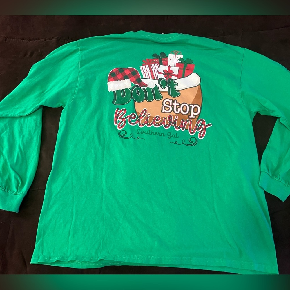 Southern Gal XL Vibrant Green Long Sleeve Tee with Don’t Stop Believing logo.